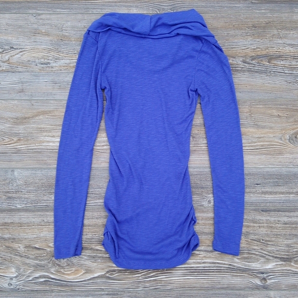 Long Sleeve Lightweight Cowl Neck Sweater Top - Picture 7 of 10